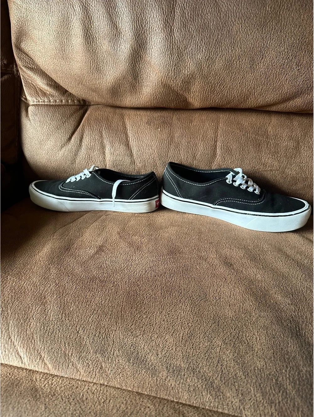 Classic Black & White Vans Old Skool Low Tops - Size Men 7 / Women 8.5